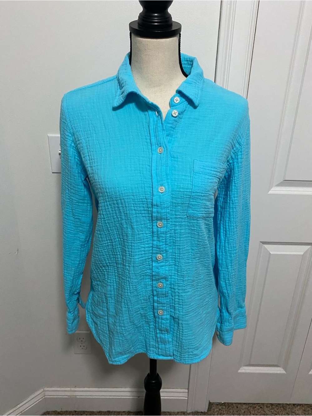 J. Crew Beautiful Blue Button-Down Cotton Gauze Shirt